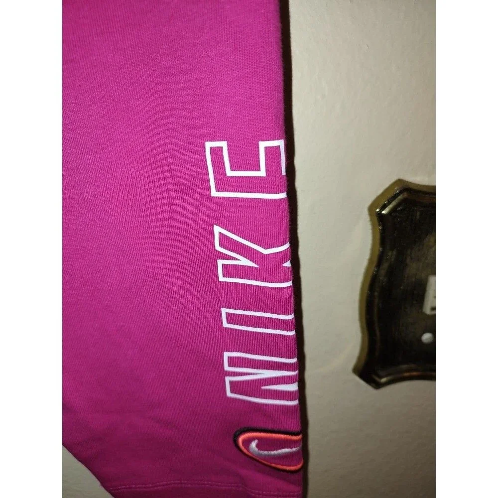 New with tag Women's Nike Cotton Polyester Hot Pink Leggings with Logo Size L